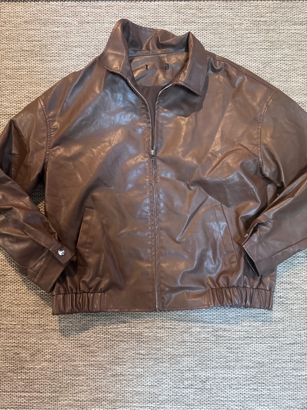 Men's Brown Leather Zip-Front Jacket - Classic Bomber Style